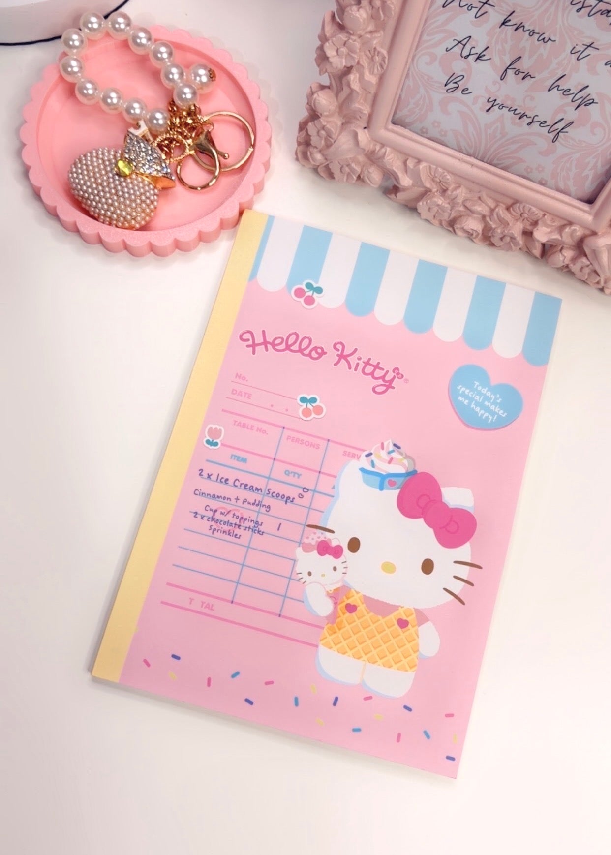 Hello Kitty Note Book Bundle